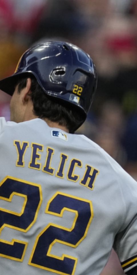 Christian Yelich and the Brewers face the Twins