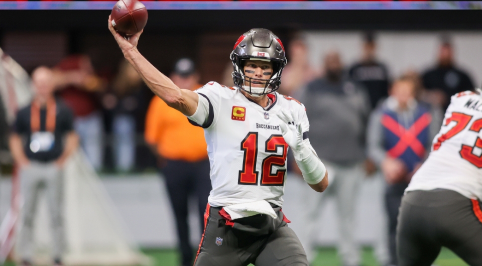 Cowboys vs. Buccaneers odds, prediction, betting trends for NFL wild-card playoff  game