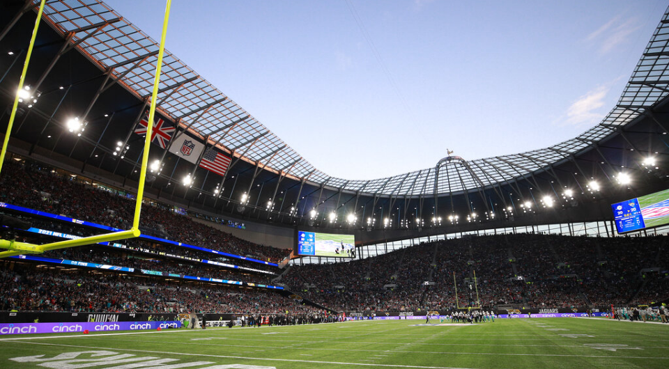 Here's What Betting Is Like in London for NFL Games