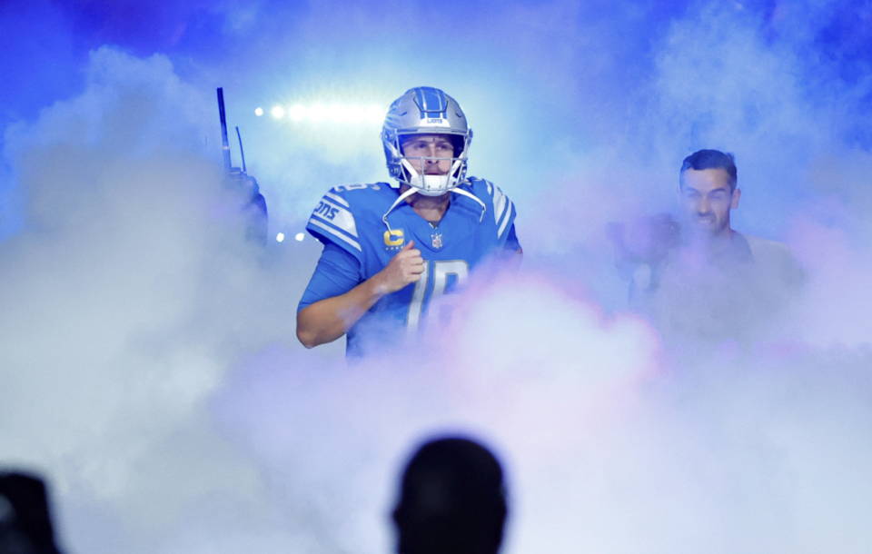 Jared Goff wins over Lions' fans with remarkable finish to the