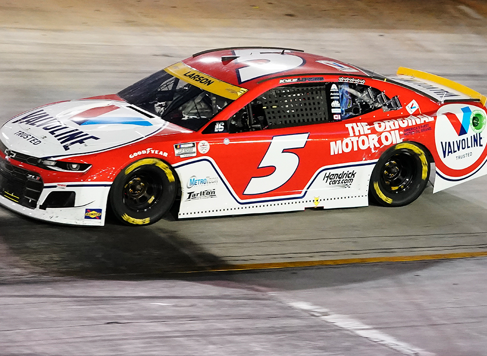 Autotrader EchoPark Automotive 500 Picks, Predictions,Odds