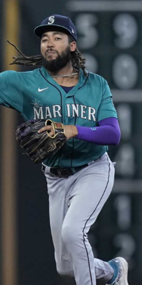 J.P. Crawford and the Mariners take on the Twins