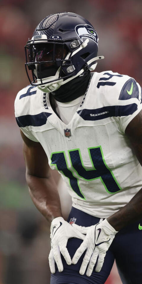 DK Metcalf's Seahawks are favored in the Miami vs Seattle Odds