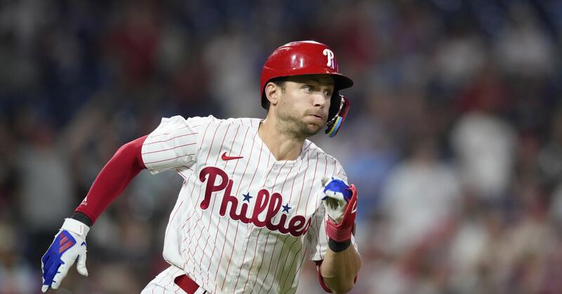 Rhys Hoskins Props, Betting Odds and Stats vs. the Reds - August